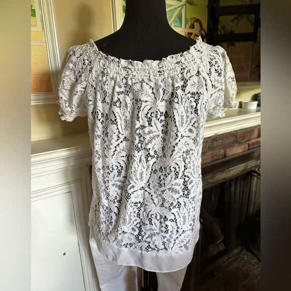 Summer must-have! Elegant, all-over white lace short sleeved shirt size S - Picture 5 of 13